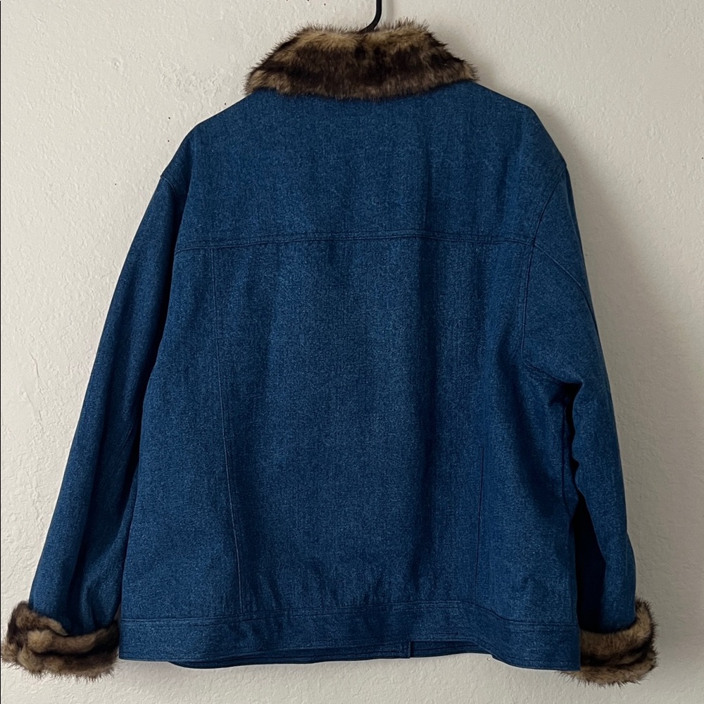 Like New! Dennis Basso Blue Denim Jacket Lined with Faux Fur in Size 2X - Picture 6 of 11